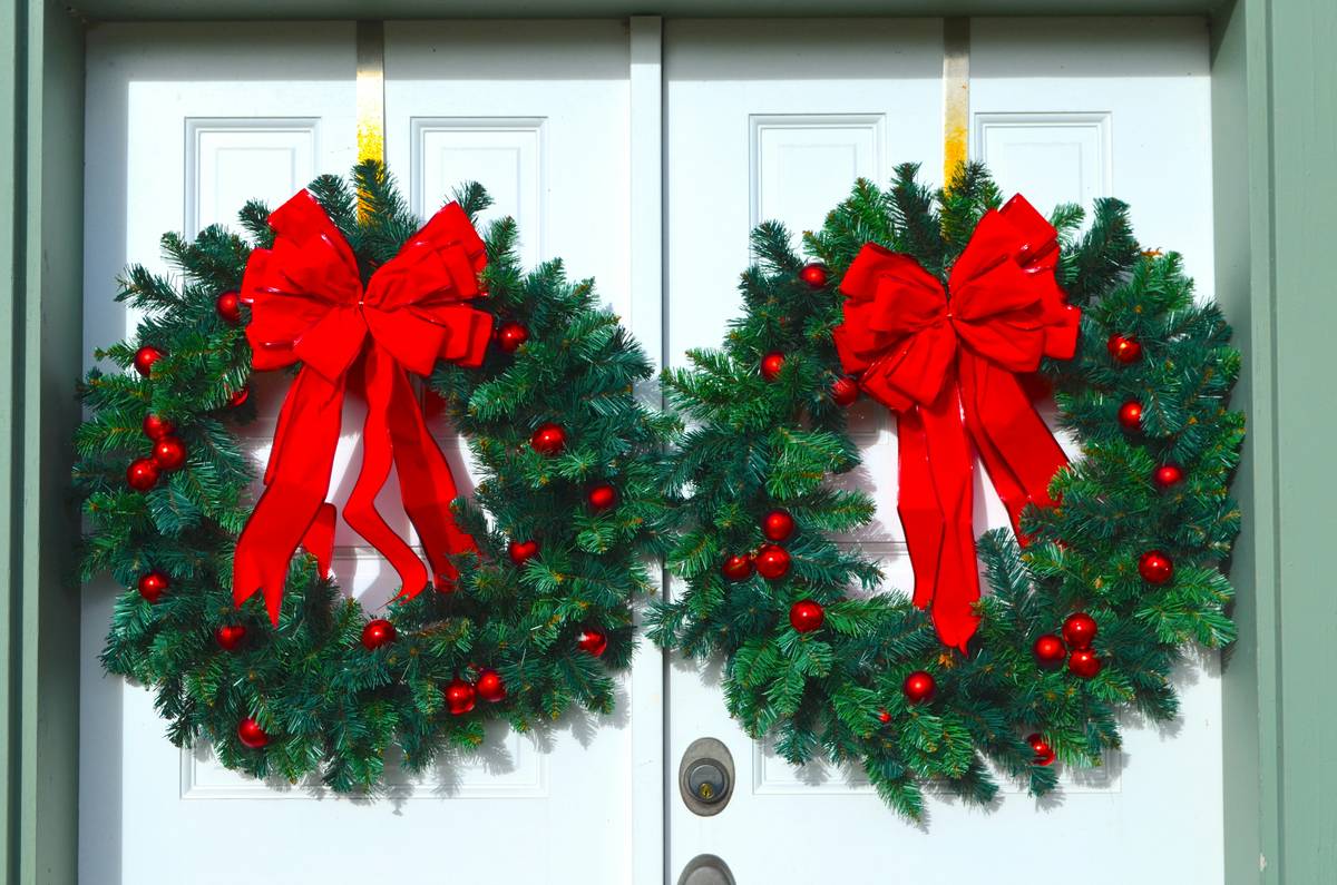 How to Decorate Christmas Wreath Ideas That Actually Stand Out