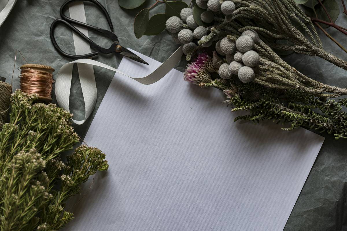 seasonal item wreath make own near